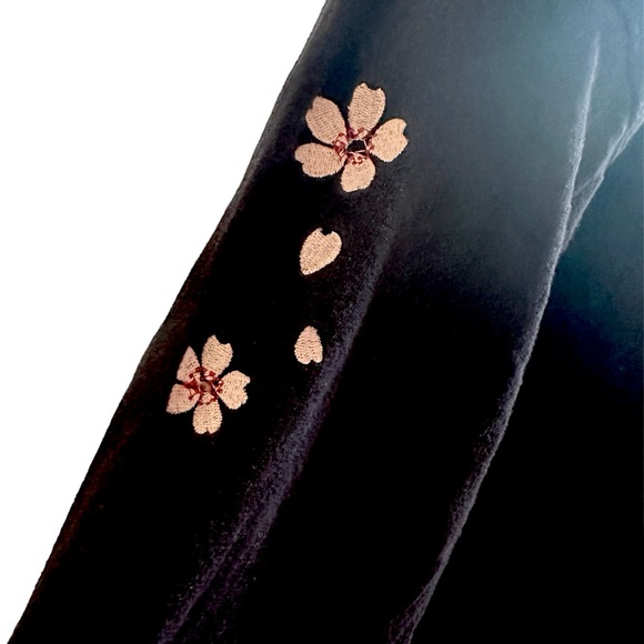 Japanese Sakura Shirt - Picture 6 of 12